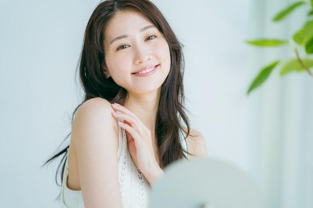 まつげエクステとマスカラの比較。どちらが便利?